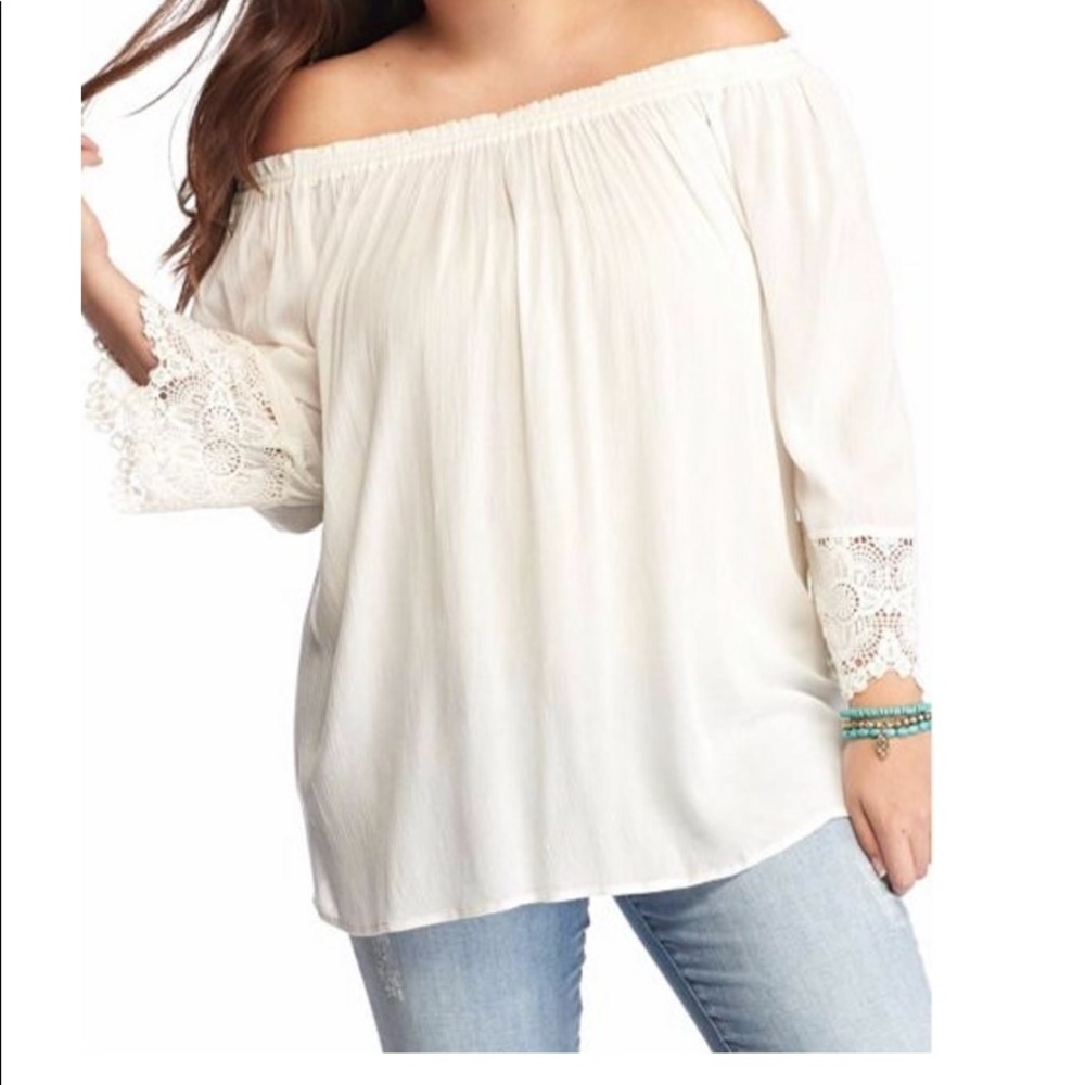 Chelsea & Theodore Blouse White Off The Shoulder Long Sleeve Lace Cuff Medium